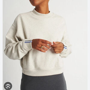 Kit and Ace Pacific Coast Pullover
Sweatshirt Size xS Pockets
Thick Cotton